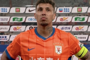 克雷桑：丢球因防守注意力不够集中 对方确实比我们踢得好